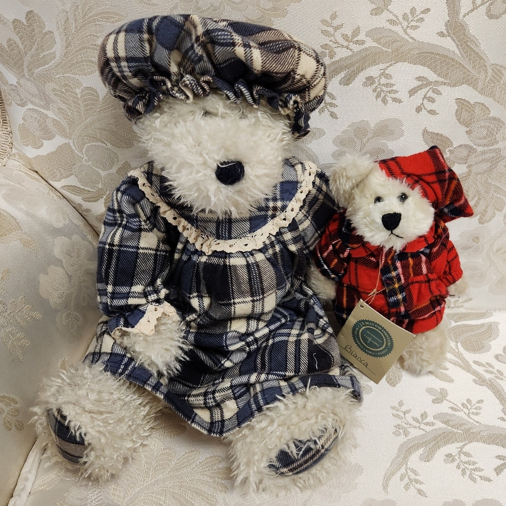 Boyds Bears Grace Bedlington & Bianca - plush bears in pajamas 90s